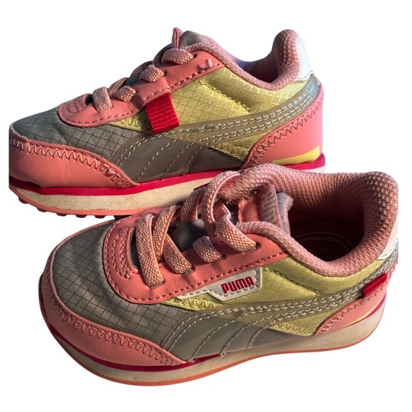PUMA Future Rider Infant Sneakers Pink Gray Yellow Size 5C Baby Shoes - Picture 1 of 9